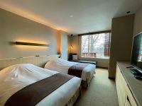 �y�X�^���_�[�h���[���i�~�j�V�A�^�[�t�j�z