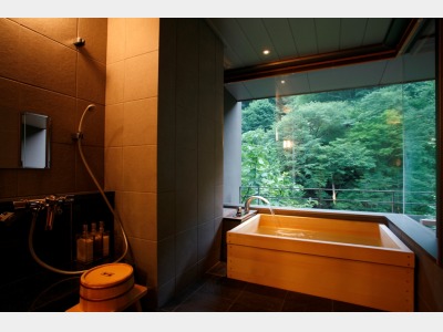 客室風呂（内風呂：沸かし湯）