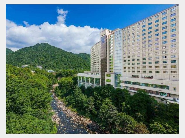 定山渓ビューホテル ホテル外観