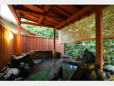 離れの湯屋「森乃湯」