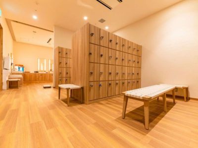 【ルスツ温泉・・ことぶきの湯】脱衣所・ロッカー