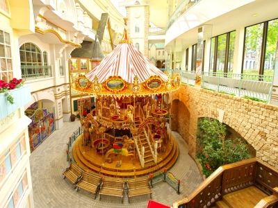 2階建てメリーゴーランド (カルーセル)