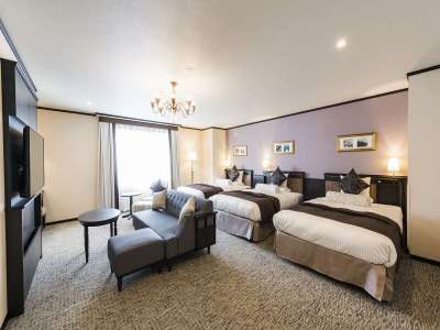 デラックスファミリートリプル【本館・街側】ご家族みんなで広々すごせる45㎡のお部屋です！