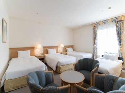 フォースルーム