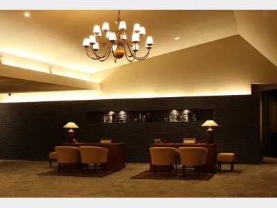 2F ロビー・フロント