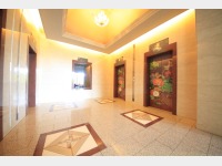 �G���x�[�^�[�z�[��