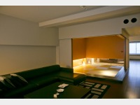 �q�����^SUITE