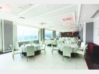 �o���P�b�g�z�[���u�A���[�i�v