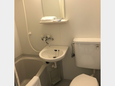 洋室ツインタイプ　バストイレ