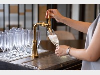 ���H�u�b�t�F�ł̓��[�j���O���C�������p�ӂ��Ă��܂�