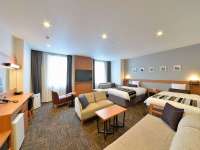 �y���فz�f���b�N�X�t�@�~���[���[��