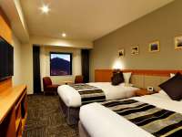 �y�{�فz�v���~�A���c�C��