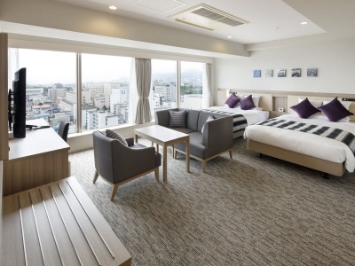 デラックスツイン【禁煙のみ】(40平米) 140cm幅のベッド×2台 バス・トイレ別