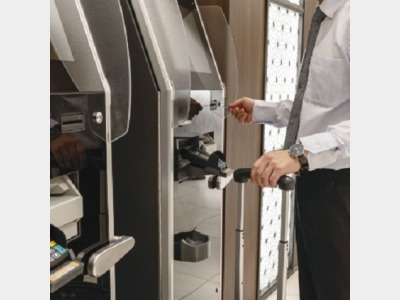 1階　自動精算機