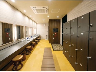 大浴場　脱衣所