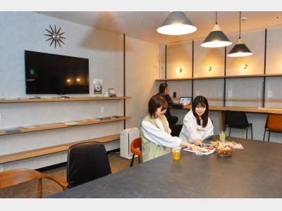 本館宿泊者専用２Fラウンジ