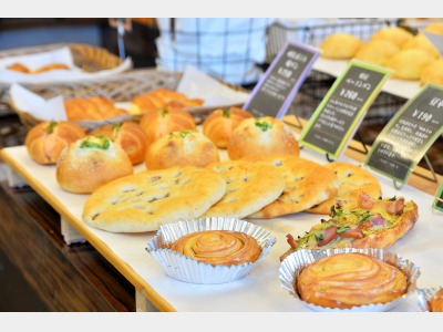 本館１Fベーカリーワンカラット