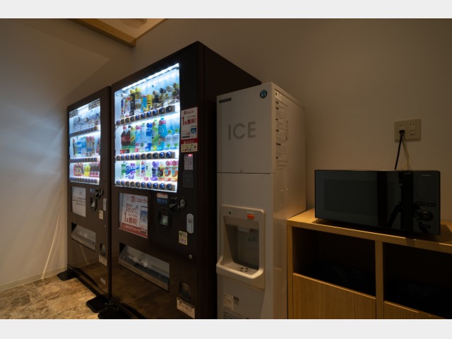 ホテルエノエ函館 自動販売機
