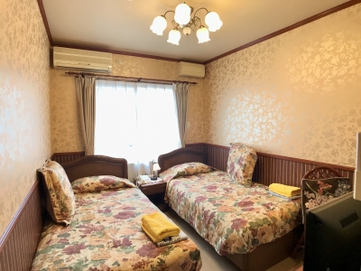 【禁煙】ツイン　バス・トイレ付