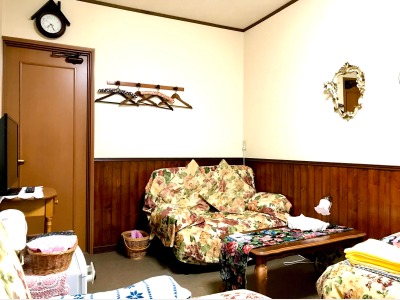 【禁煙】洋室ツイン（バス・トイレ共用）