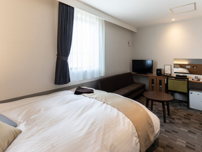 禁煙スーペリアダブル（18平米） ソファーベッド使用で3名様までご利用OK