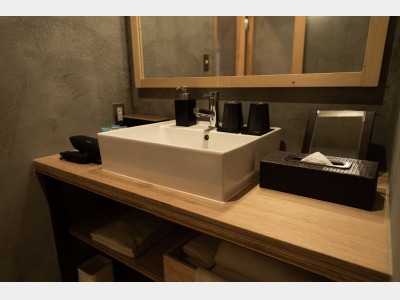 【全室禁煙】ワインカーブをイメージしたお部屋 スタジオツイン　檜風呂♪ (約43㎡～約47㎡)