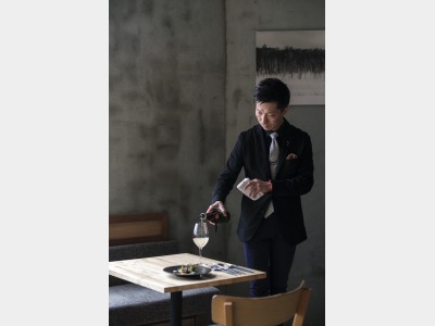 ソムリエ 倉富 宗