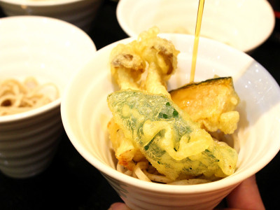 【道産野菜天ぷらと幌加内石打そば】