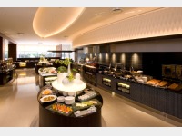 1F�@���X�g�����@�u�O���X�V�[�Y���Y�v