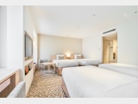 �t�@�~���[���[���i���j