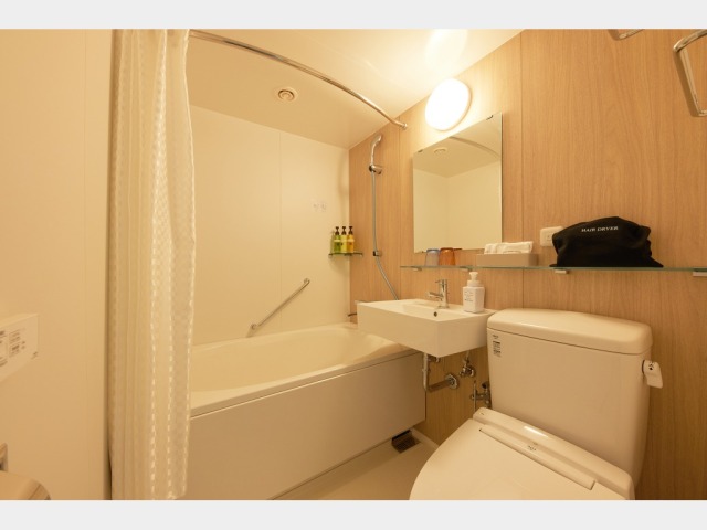 �o�X���[��