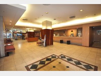 �G���g�����X�z�[��