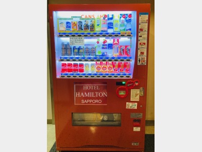 【2・4・7階 自動販売機】