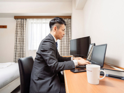 全室無料WiFi　LANｹｰﾌﾞﾙ完備