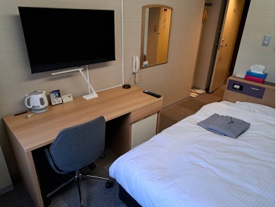 禁煙セミダブル