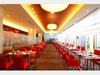 ���X�g�����{���h�[