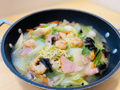 朝食イメージ（あんかけ焼きそば)