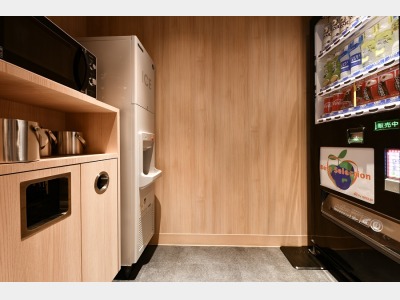 製氷機・自販機コーナー