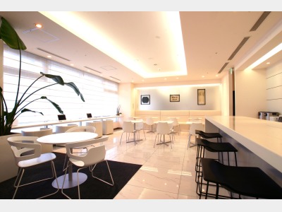 ご朝食会場（ビスタカフェ）