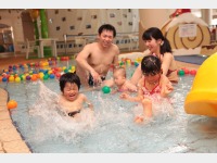 ���O�v�[���E�L�b�Y�v�[��