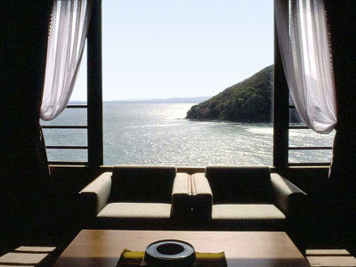  客室一例　陸奥湾眺望