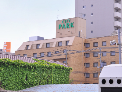 【外観】緑の文字が目印です♪