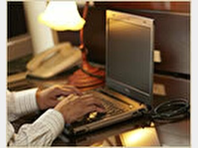 全客室インターネット接続(有線・Wi-Fi)