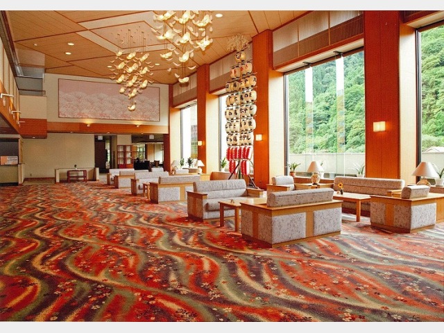 亀の井ホテル　秋田湯瀬 ロビー