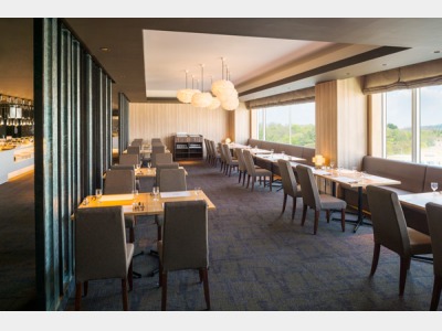 朝食会場　一例