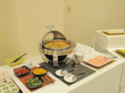 【ご朝食】バイキングの一例※ご予約状況によりどちらかのご案内になります（ご選択不可）