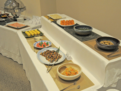 【ご朝食】バイキングの一例※ご予約状況によりどちらかのご案内になります（ご選択不可）