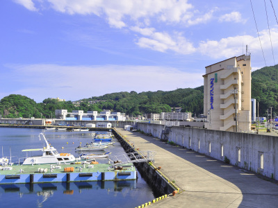 【外観】ホテルの目の前が釜石港