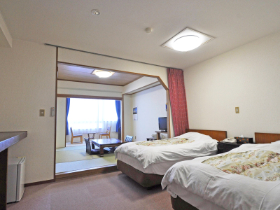 【和洋室】和室の落ち着きとベッドの快適さを兼ねた過ごしやすい空間です