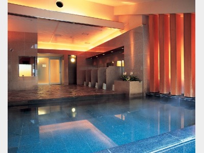 角閃石大浴場_遠赤外線効果の発汗作用!保温効果抜群！ 